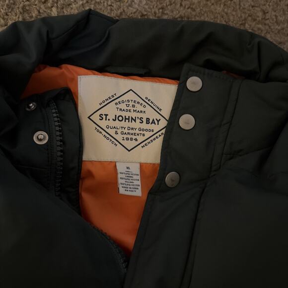 St. John’s Bay Puffer Vest green with orange inside - Picture 2 of 5